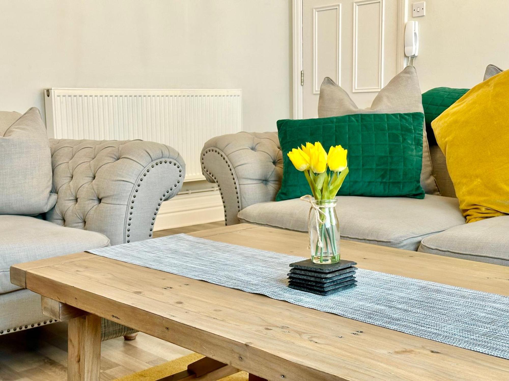 Gillygate Nest With Free Allocated Parking York Exterior foto