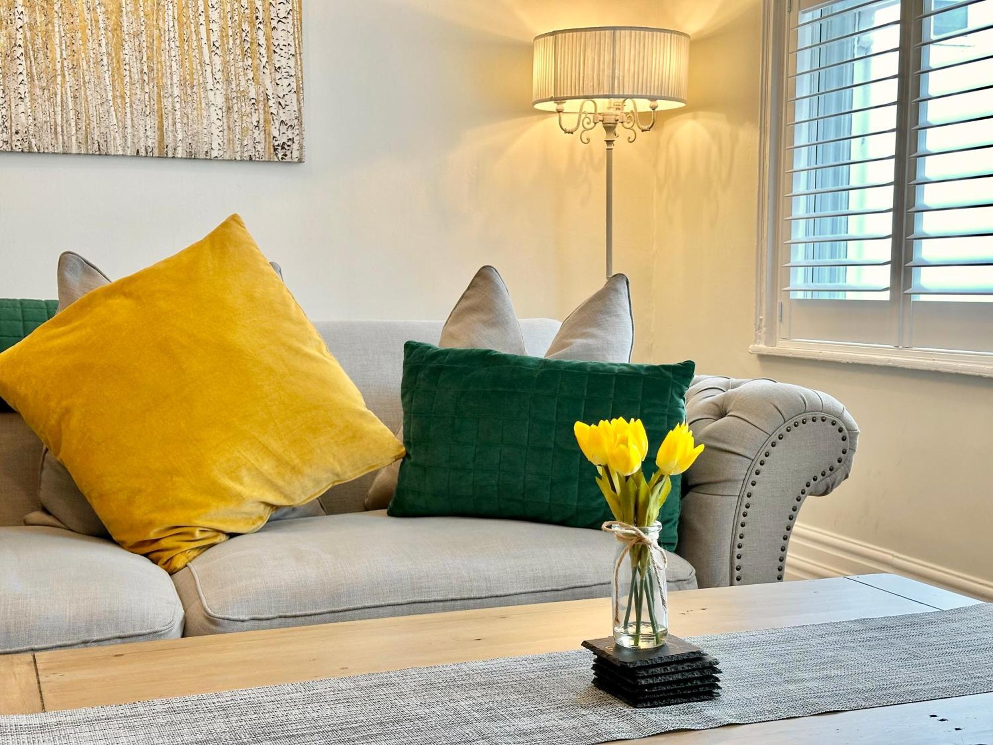 Gillygate Nest With Free Allocated Parking York Exterior foto